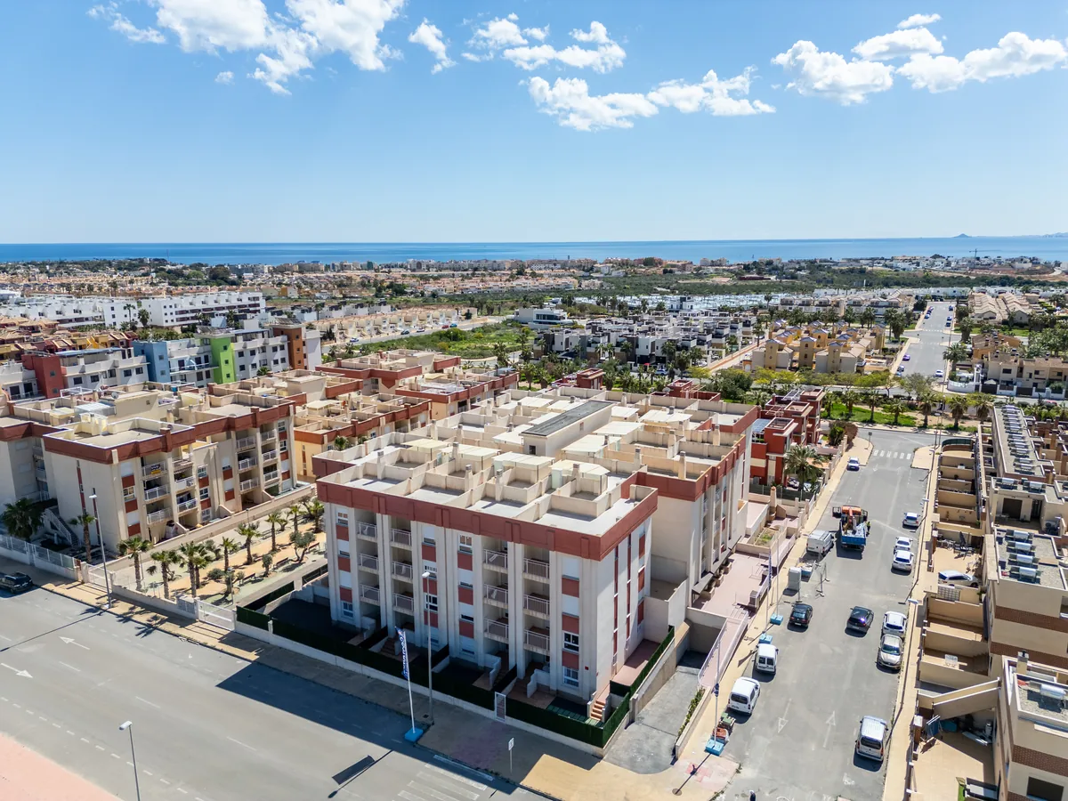 Odnowione apartamenty – Orihuela Costa — 2