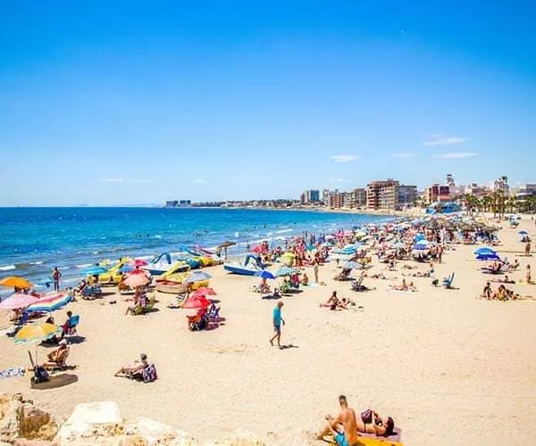 Mieszkanie przy plaży – Torrevieja — 8