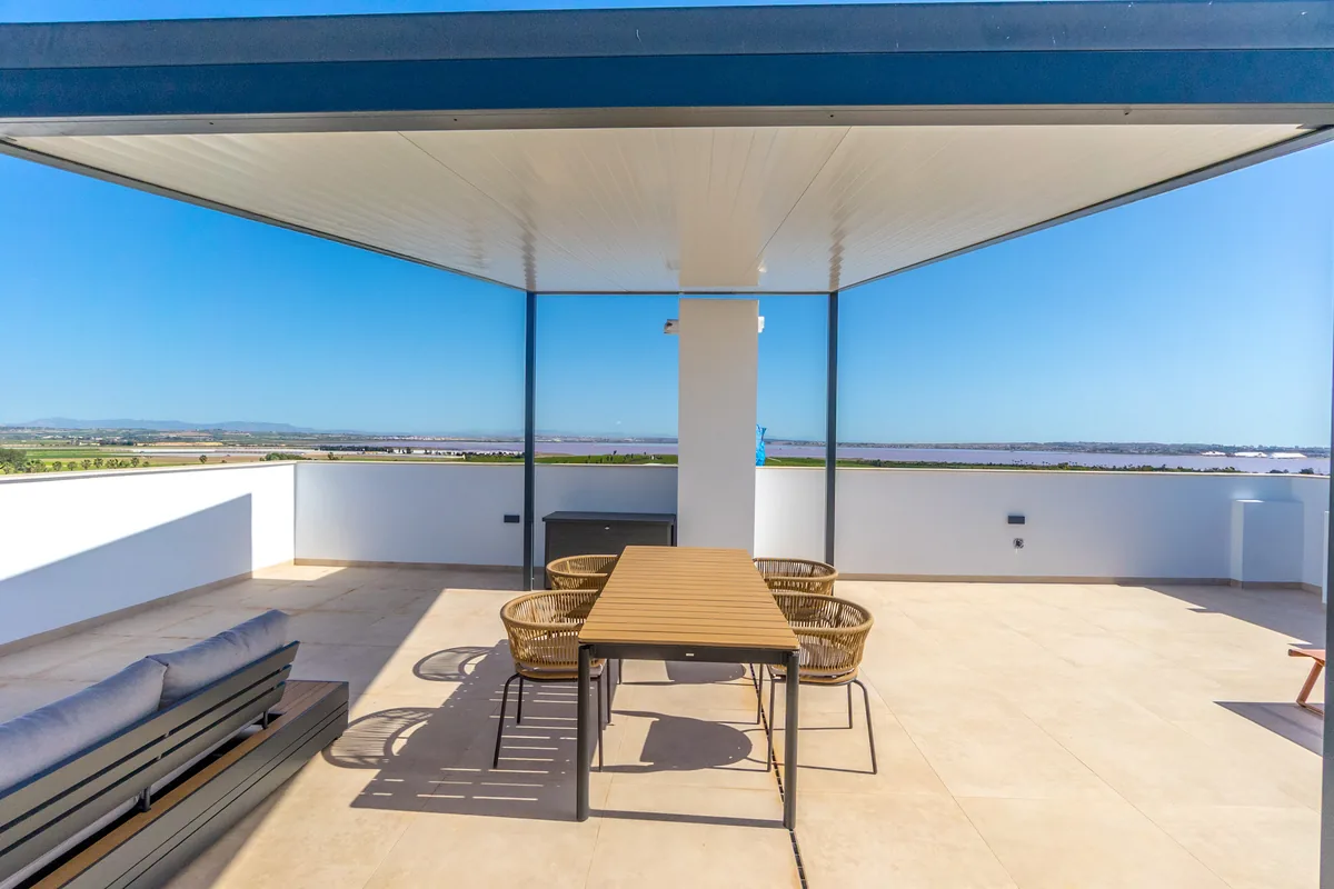 Apartament z widokiem na Różowe Jezioro – Torrevieja — 6