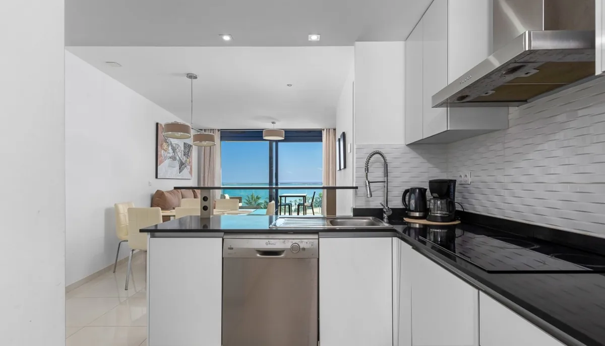 Apartament z widokiem na morze – Punta Prima — 5